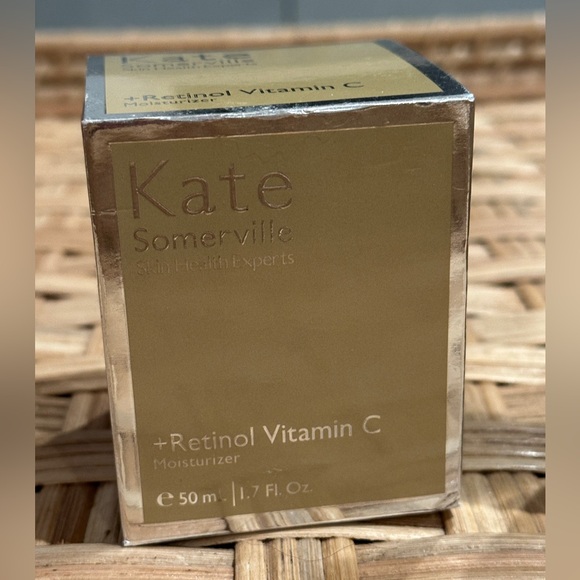 KATE SOMERVILLE +Retinol Vitamin C Moisturizer & Vita C Power Serum Treatment - Picture 3 of 13